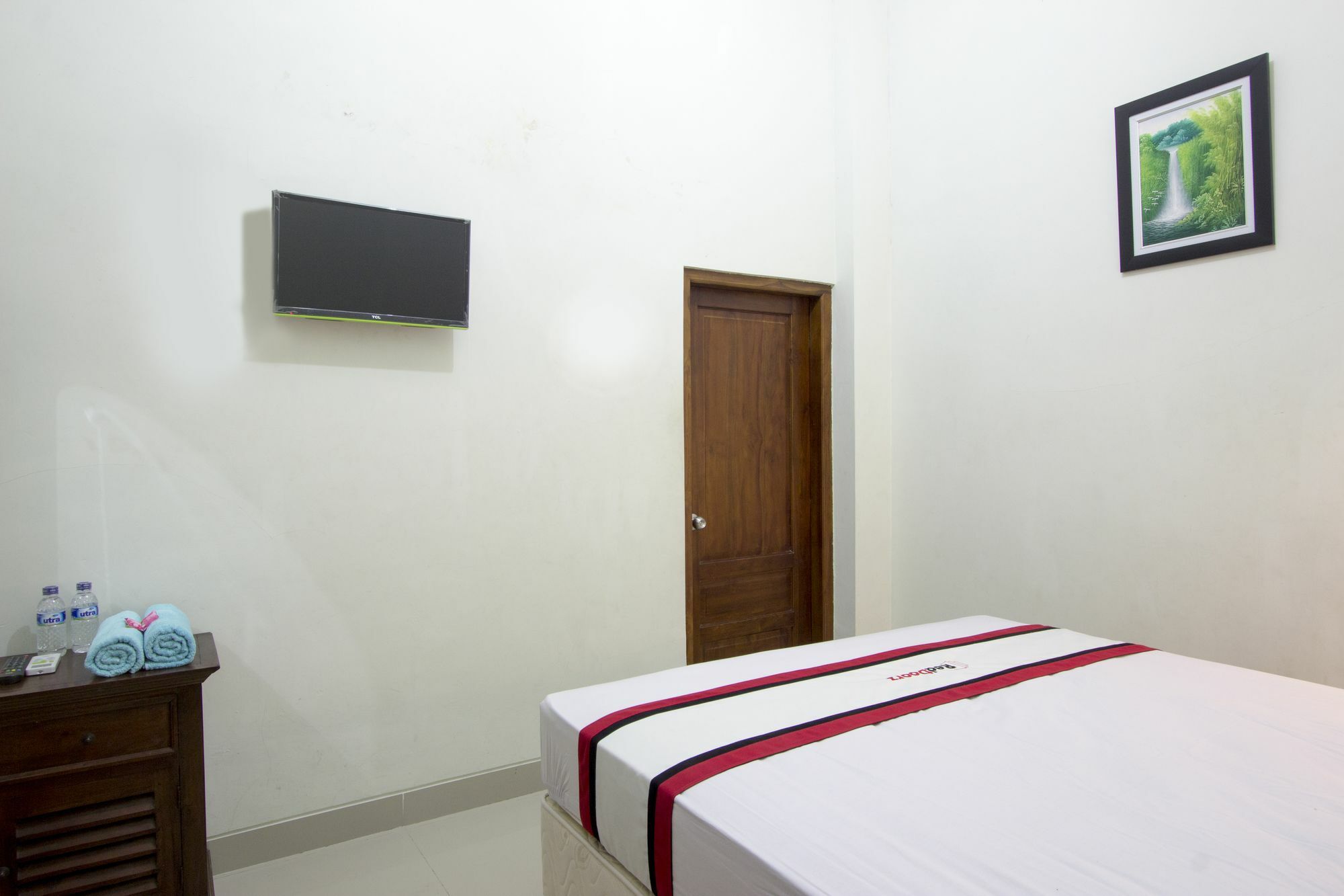Отель Reddoorz @ Rejowinangun Kota Gede Baturetno Экстерьер фото